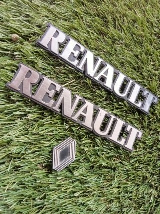 Anagrama Renault Metálico