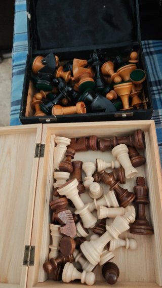 Juego de ajedrez de madera