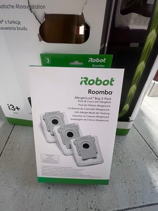 Robot Aspirador Roomba i3+ con Clean Base