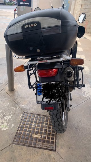 Honda Transalp 650 V Negra