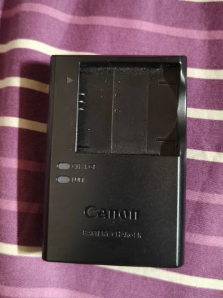 Canon IXUS 185 20MP Zoom 8x + Accessori