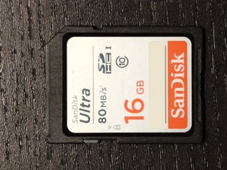 Canon IXUS 185 20MP Zoom 8x + Accessori