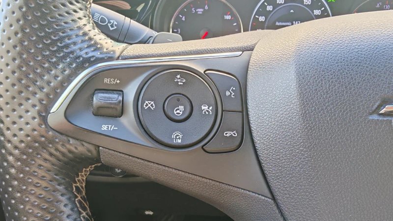 Opel Insignia 2019, foto 12