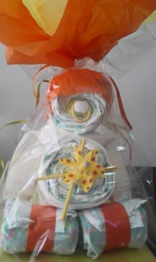 Regalo especial: tarta de pañales personalizada