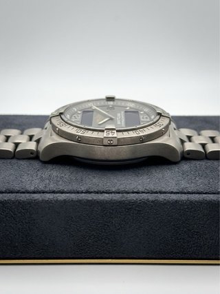 Breitling Aerospace Avantage Titanio Uomo
