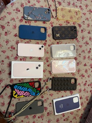 iPhone 13 128GB + 15 Fundas