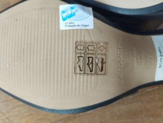 Zapatos destalonados LATOUCHE negros talla 37