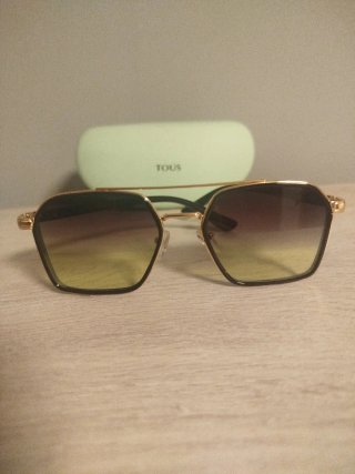 Gafas de sol Tous doradas y amarillas