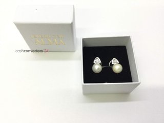 pendientes oro 18k con piedra con diamante,perla