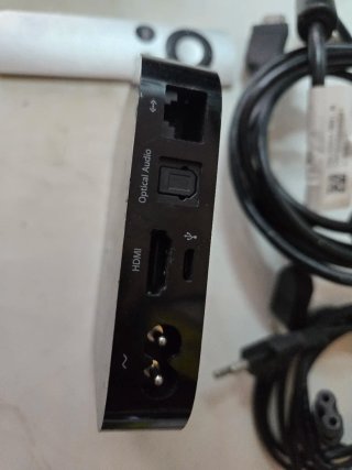 Apple TV cables y mando original