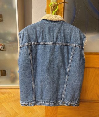 Chaleco Vaquero Levi's con Borrego