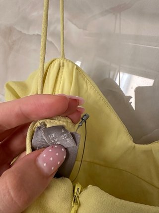 Vestido ASOS amarillo talla 32 XXS