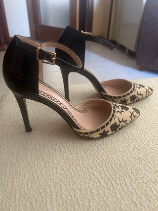 Zapatos de tacón fino