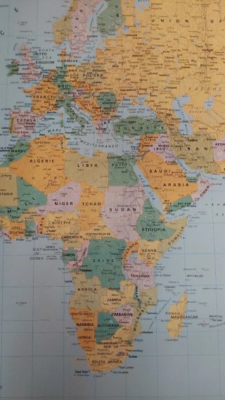 Mapa Mundi Político Vintage con Banderas Años 80