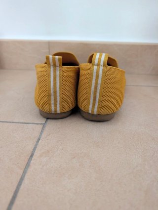 Mocasines amarillos talla 38
