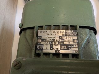 Motor General Electrica con portabrocas