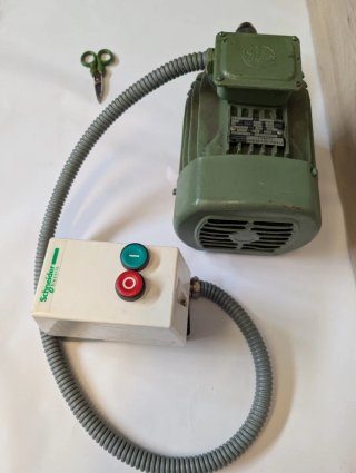 Motor General Electrica con portabrocas