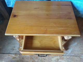 Cabecero y mesitas de noche madera natural . 135cm