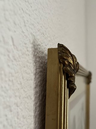 Marcos dorados para cuadros o espejos