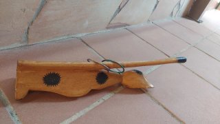 Statuetta gatto in legno dipinto