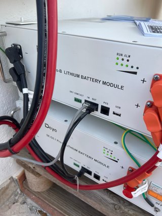 Instalacion baterias para placas solares y hogares