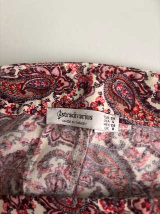 Falda larga Stradivarius estampado paisley