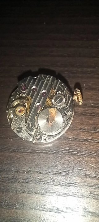 Orologio Vintage Meccanico "Antimagnetic" - Solo M