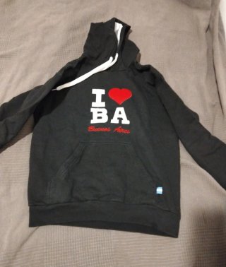 Lote 4 sudaderas talla M