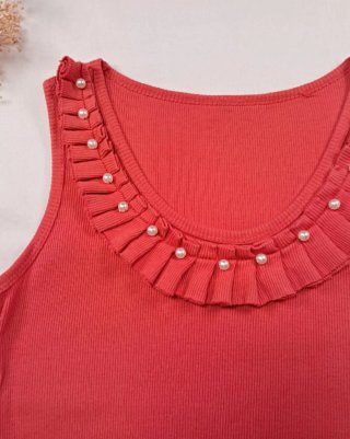 Camiseta mujer roja canalé con perlas talla S