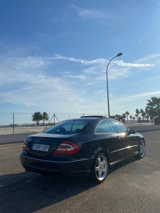 Mercedes-Benz  CLK 2004