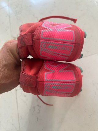 Scarpe calcio bambino Nike rosse
