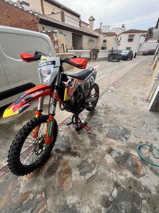 KTM 250 SX-F Motocross