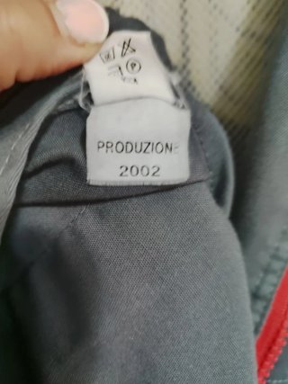 Chaqueta Agip Gris y Amarilla Vintage Y2K
