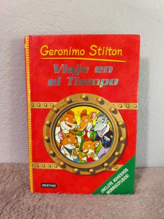 Diferentes libros especiales de Gerónimo Stilton