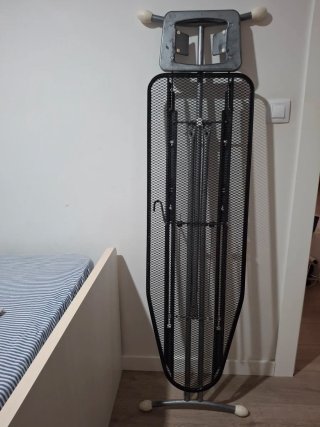 Soporte para plancha plegable
