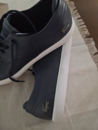 Zapatillas Lacoste Piel Negra y Blanca