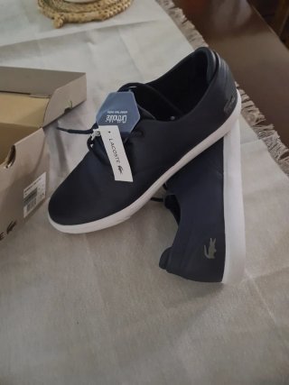 Zapatillas Lacoste Piel Negra y Blanca