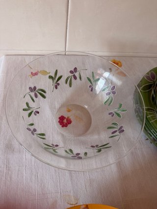 Juego de vajilla de cristal decorado
