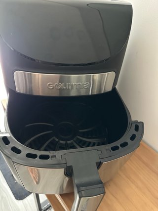 Freidora de aire Gourmia - usado una sola vez