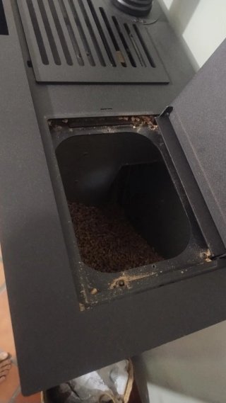 Estufa Pellet Edilkamin Blade H 18 Negra