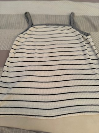 Top Zara Rayas Blanco y Negrou