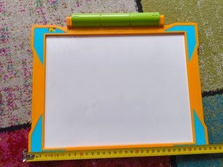 Mesa de Luz Trolls Crayola Light-Up Tracing Pad