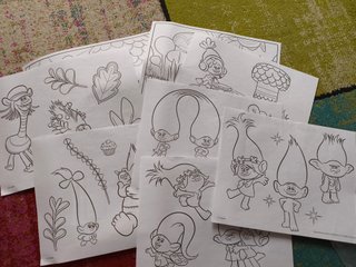 Mesa de Luz Trolls Crayola Light-Up Tracing Pad