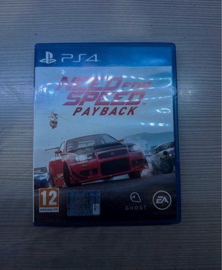PlayStation 4 (PS4) Silver + 2 joystick + 3 giochi