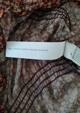 Top, blusa de Bershka de flores marrón, S