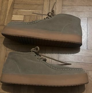 Botines ante mocasín t41 estilo Wallabee