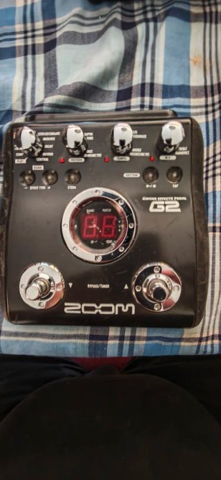 Pedal Multiefectos Guitarra Zoom G2