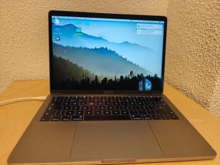 MacBook Pro 13 2017 I5 Gris espacial - buen estado