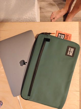 MacBook Pro 13 2017 I5 Gris espacial - buen estado