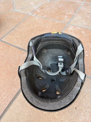 Patines talla 39,5 y casco